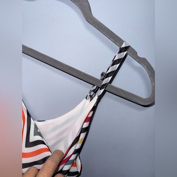 Cabi #5043 Linea Multicolor Rainbow Striped Chiffon Tank Top Blouse Small EUC - Picture 4 of 8